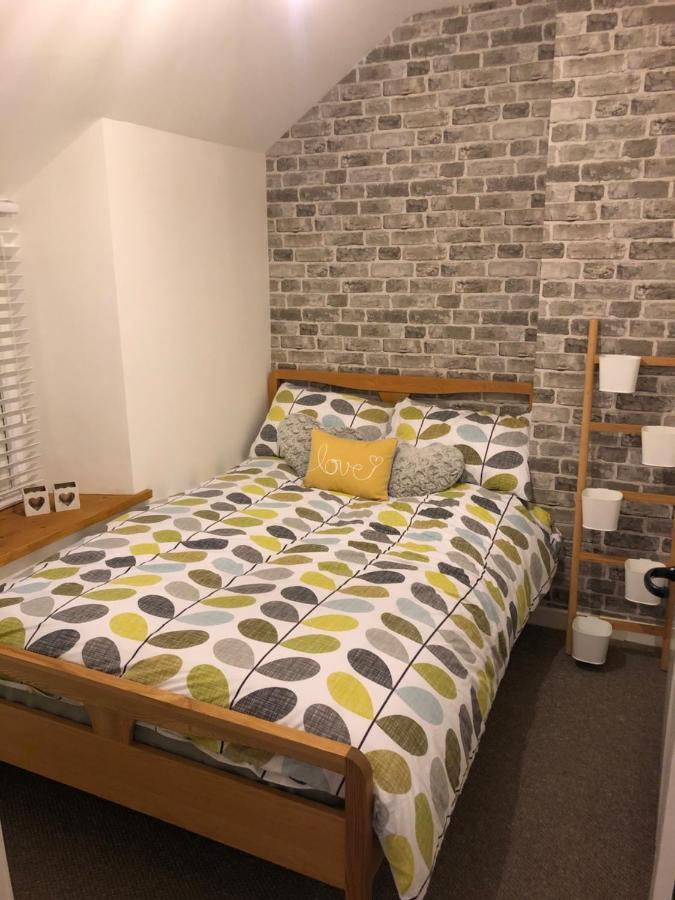 1, Pen Y Banc Cottage Bala Bagian luar foto